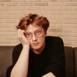 Бонд с кнопкой